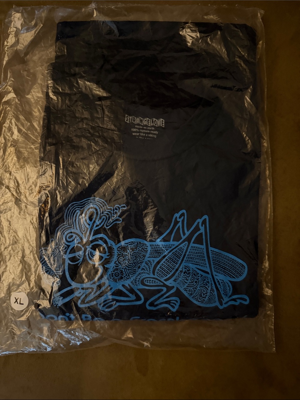 Men's Navy Short-Sleeve Graphic Tee - ‘Don’t Be A Grasshopper’